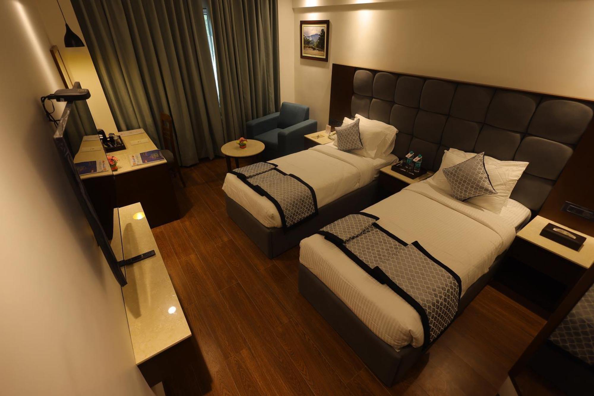 Hotel Ramee Guestline Tirupati Extérieur photo