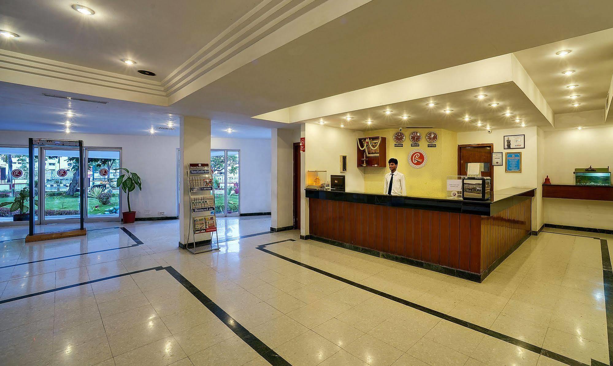 Hotel Ramee Guestline Tirupati Extérieur photo