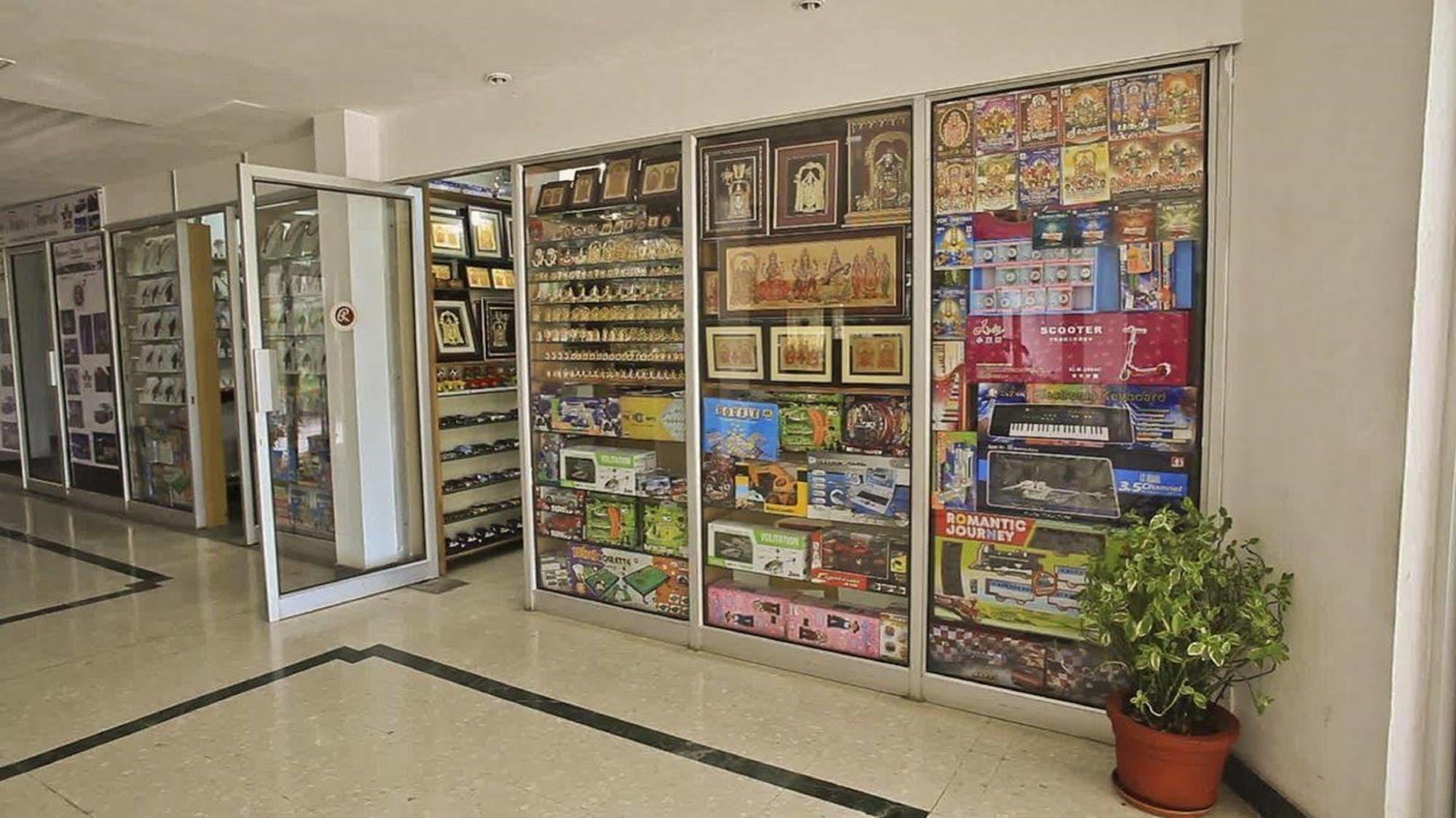 Hotel Ramee Guestline Tirupati Extérieur photo